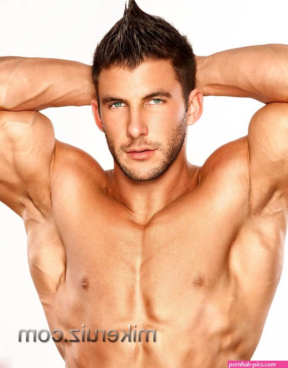 matthew bomer nude