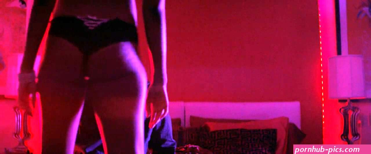 mekia cox nude