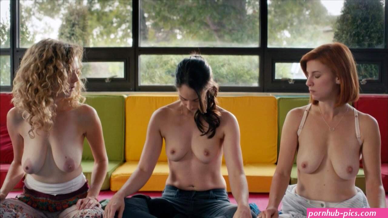 working moms nude