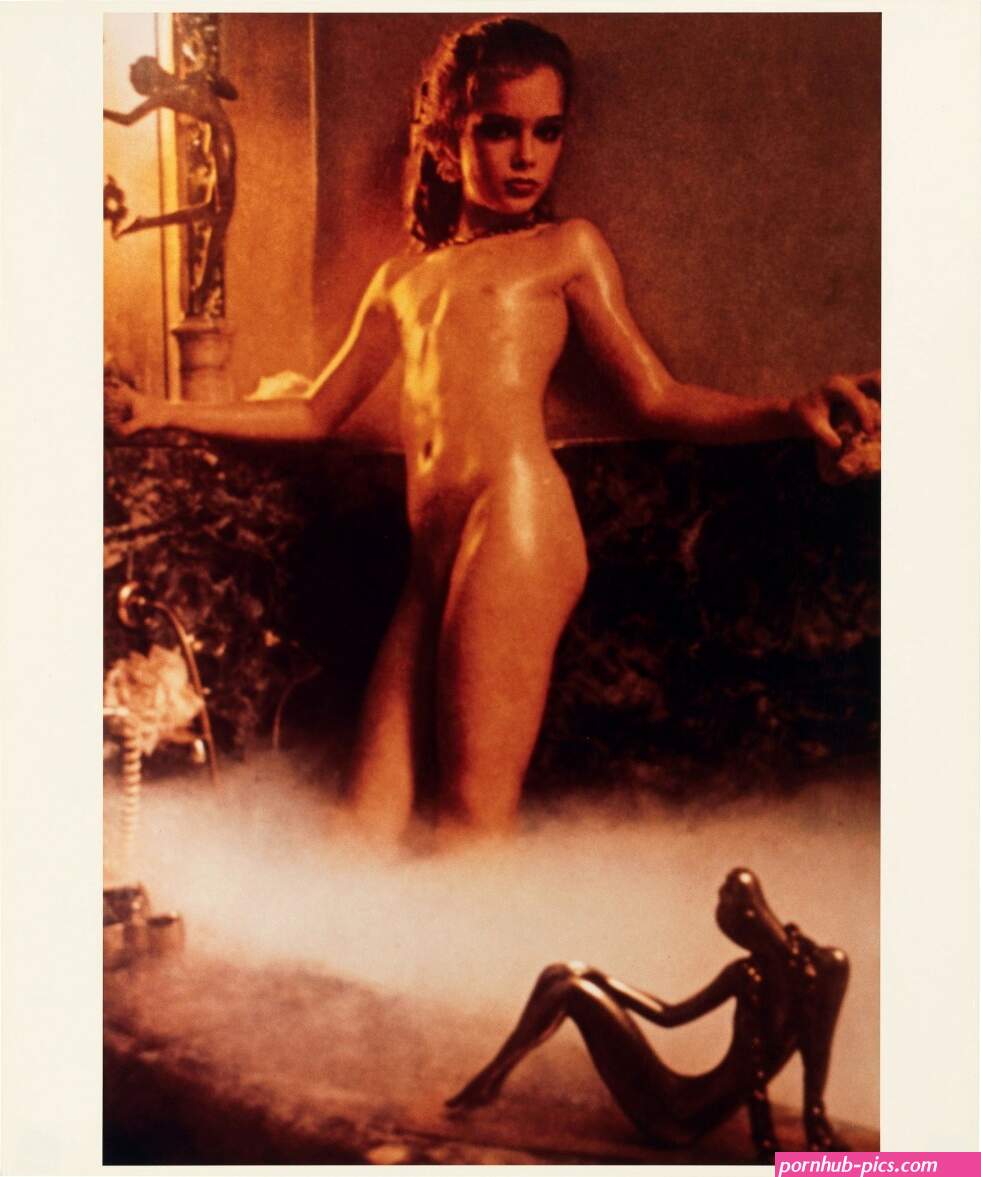young brooke sheilds nude