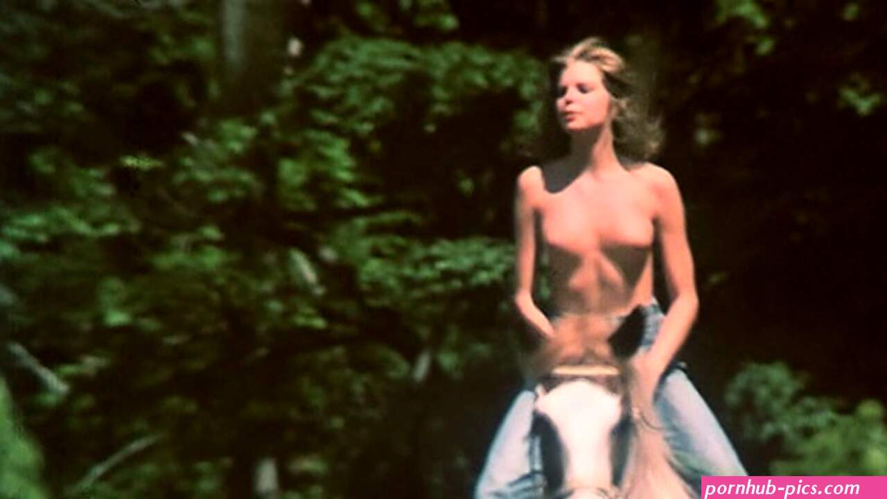 kristin debell nude