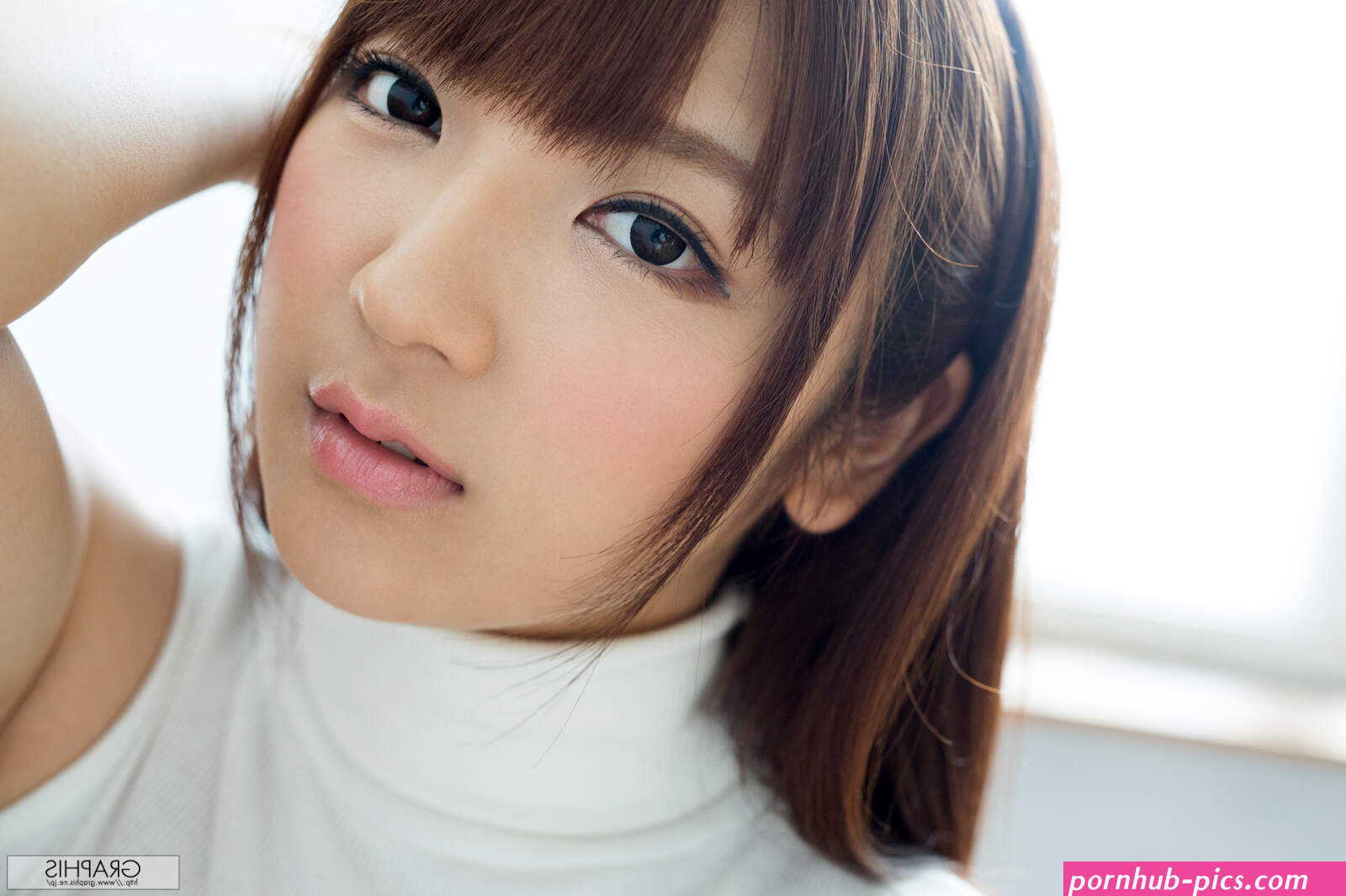 shiori kamisaki