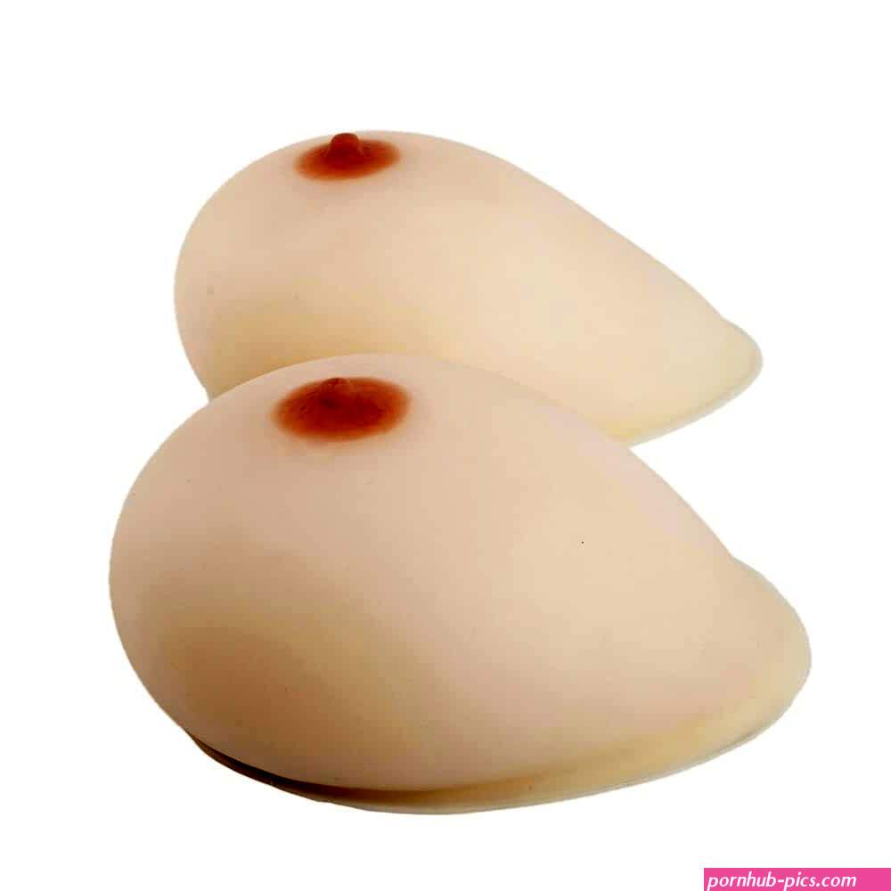 j cup boobs
