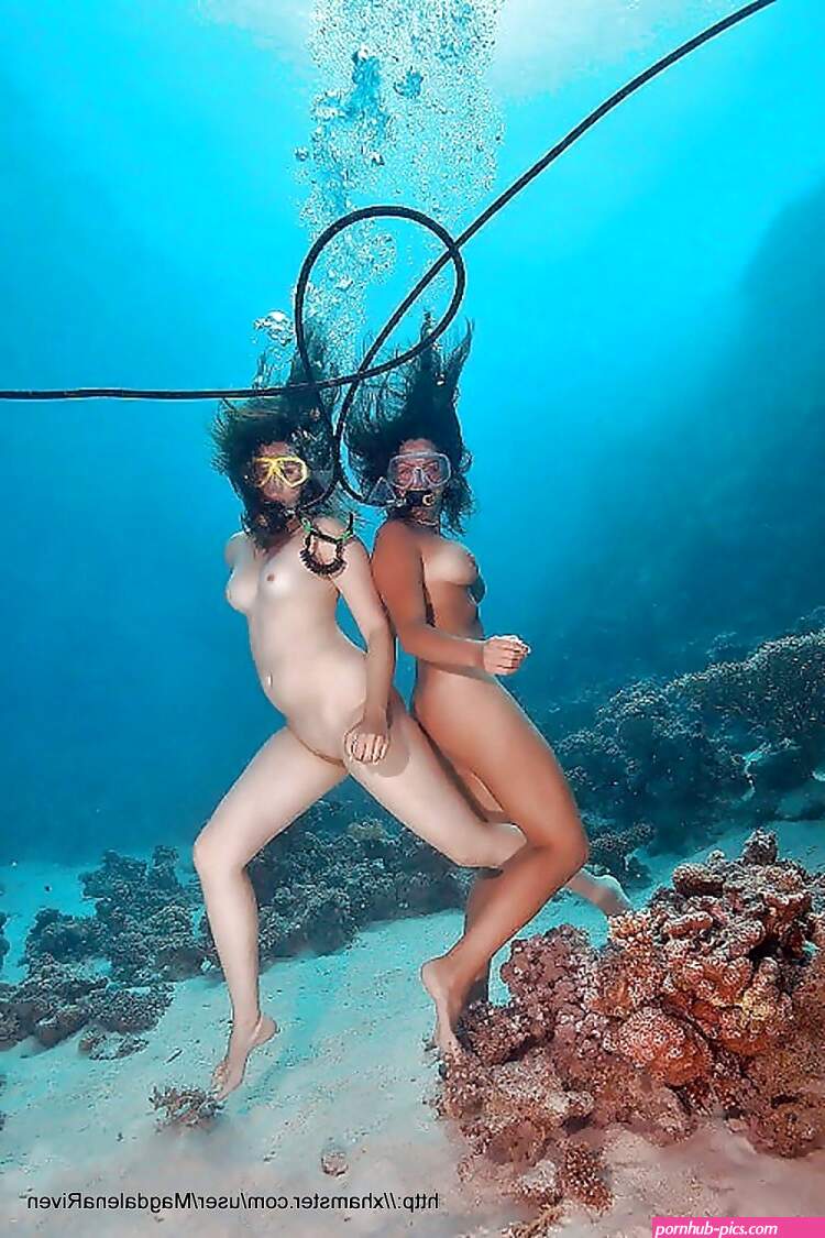 diver nude