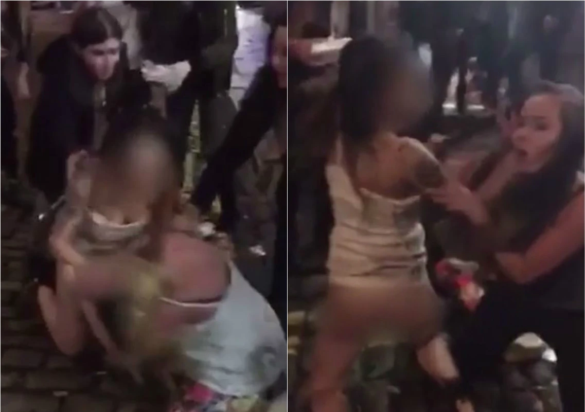 naked women fighting