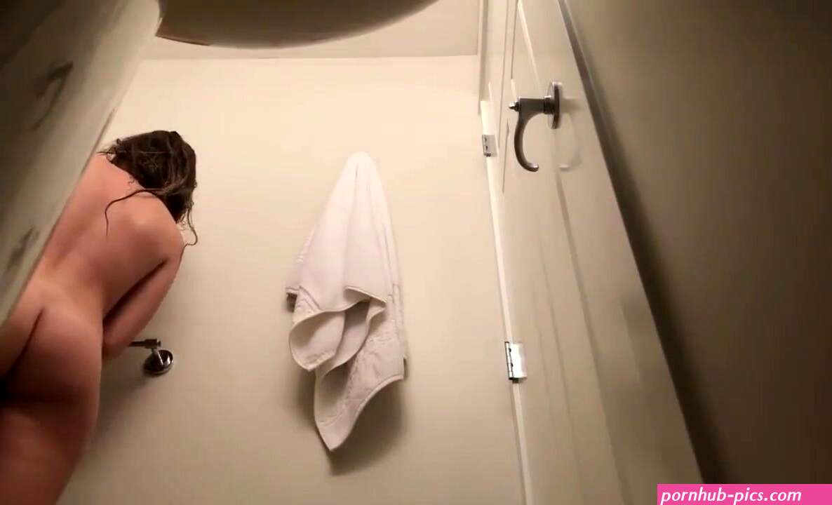voyeurism naked