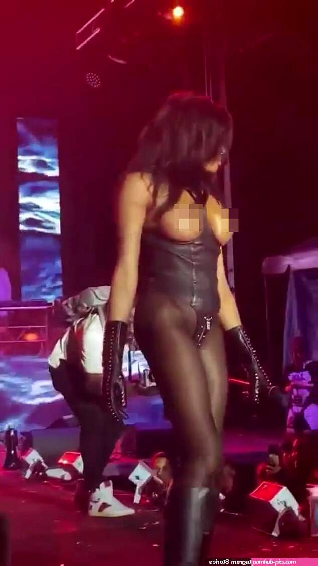 azelia banks tits