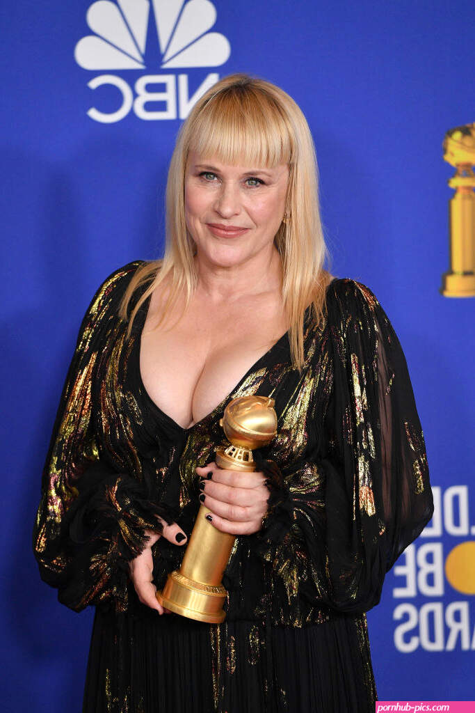 patricia arquette boobs