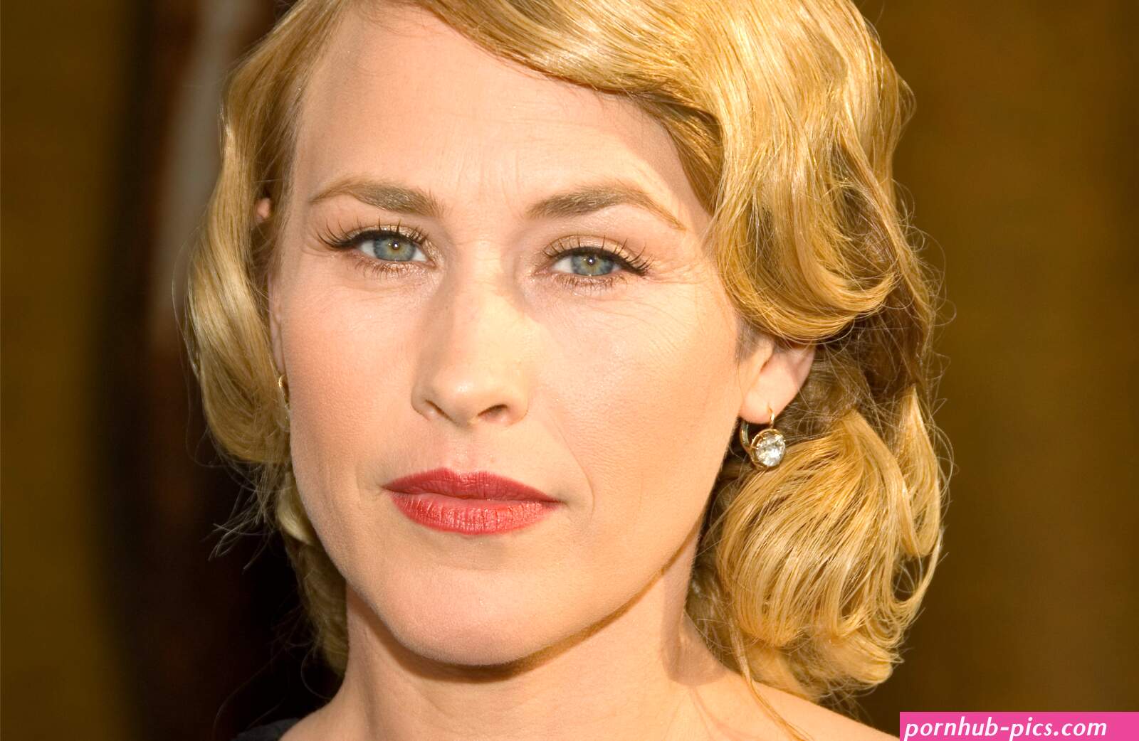 patricia arquette boobs