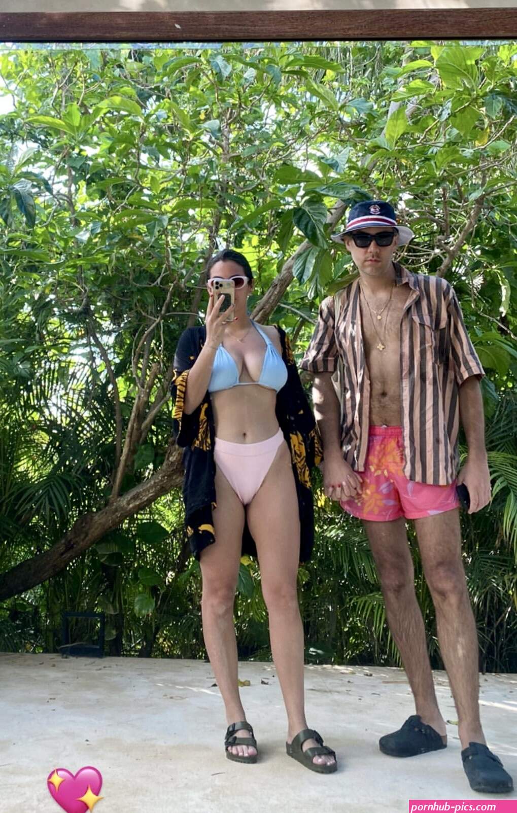 alanna masterson tits