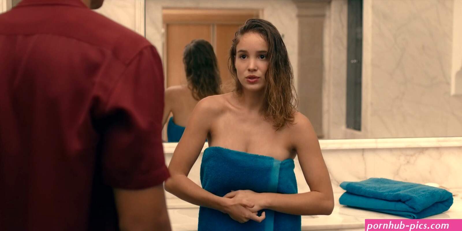 alba baptista tits