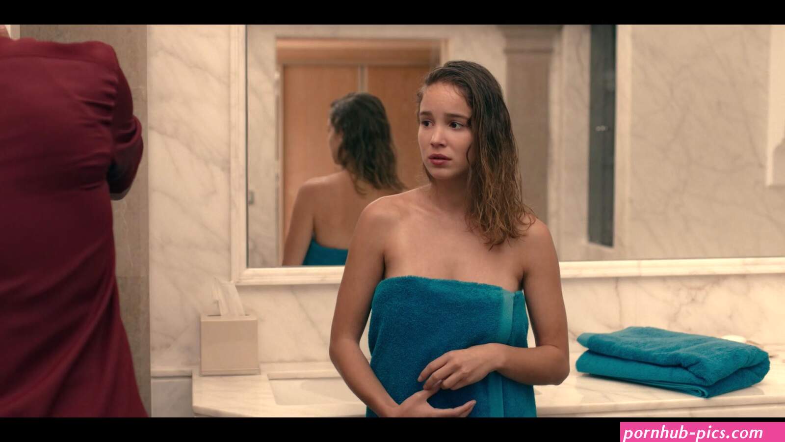 alba baptista tits