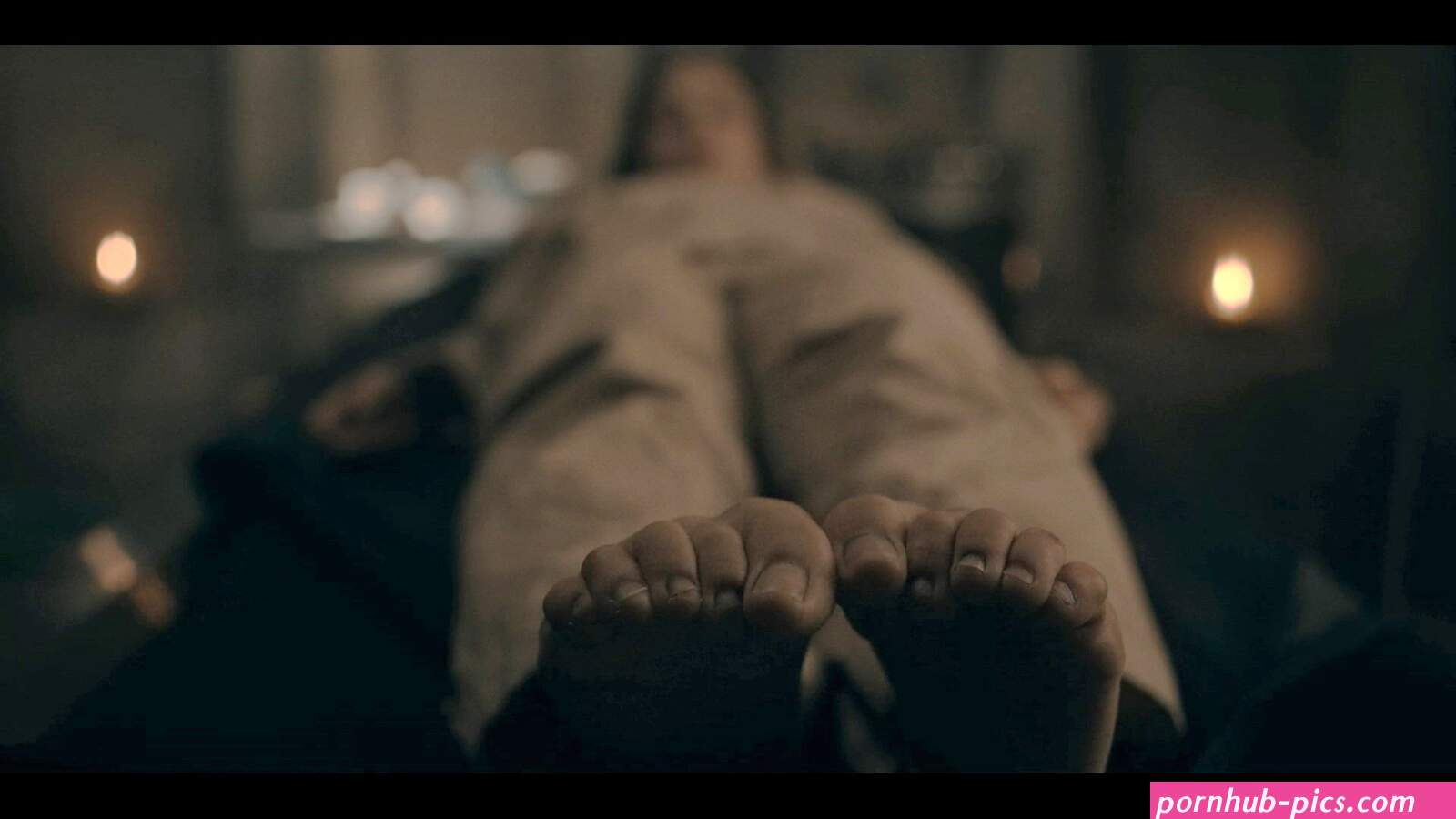 alba baptista tits