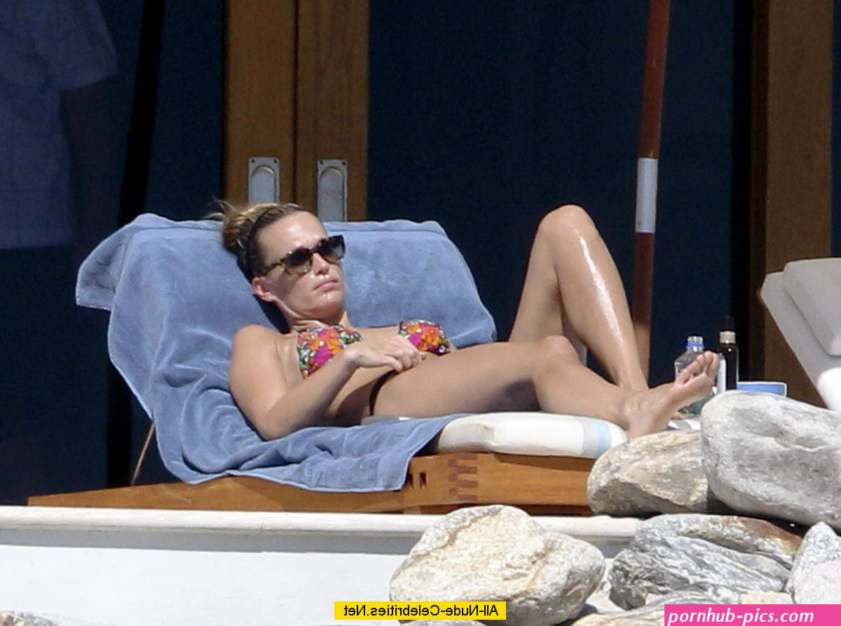 molly sims naked