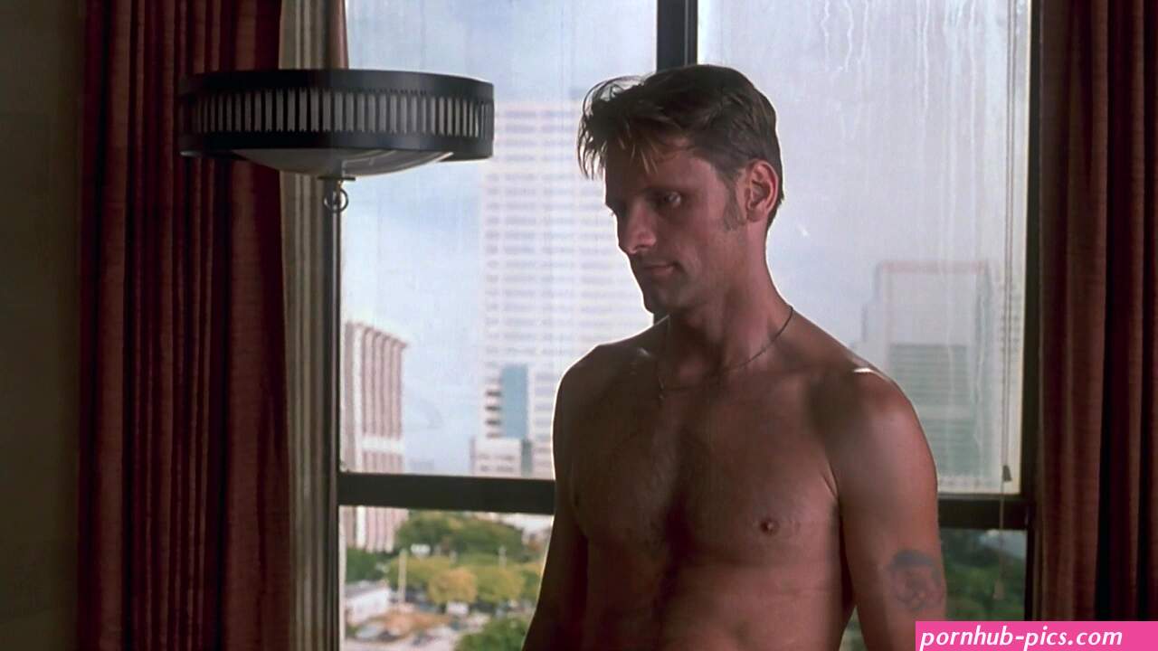 viggo mortensen nude