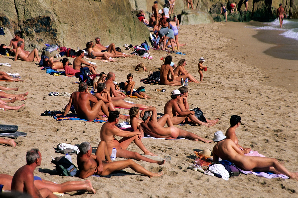 nudiest beach pics