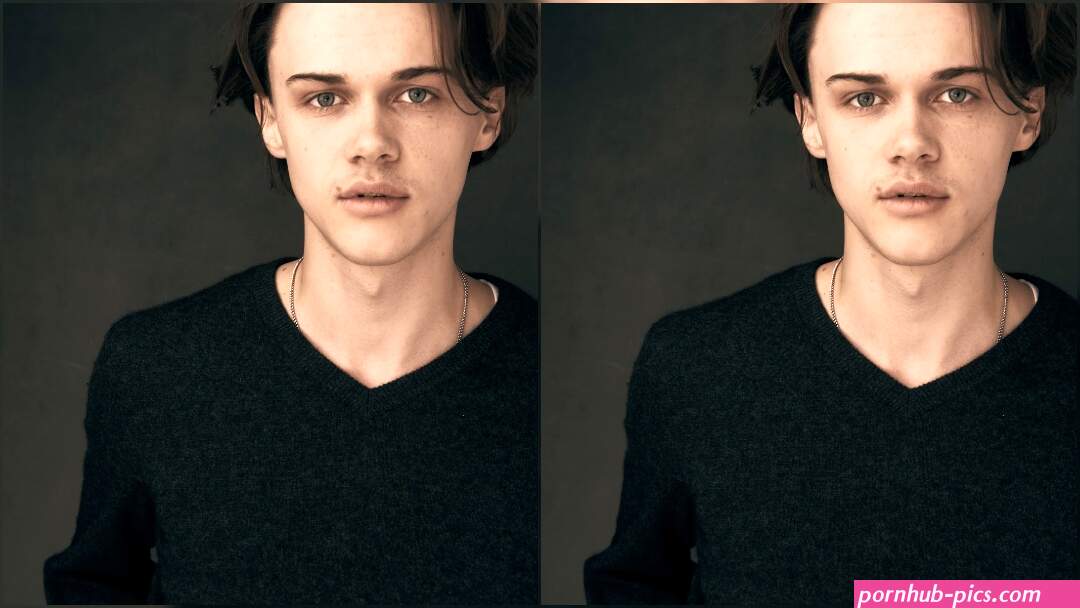 christopher briney height