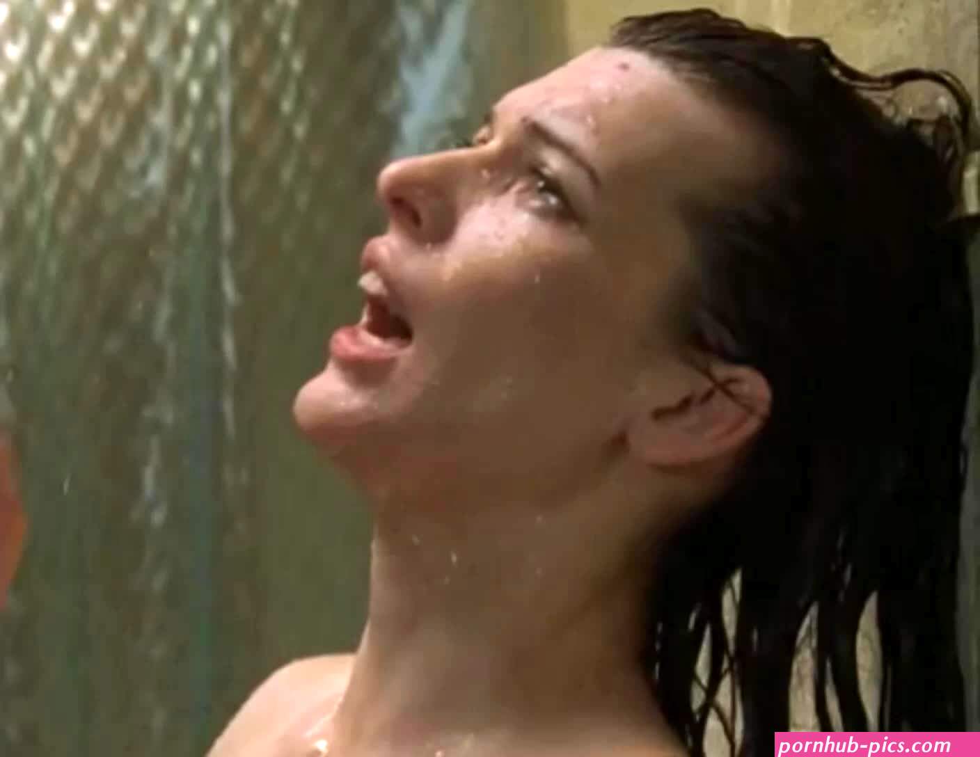 milla jovich nude