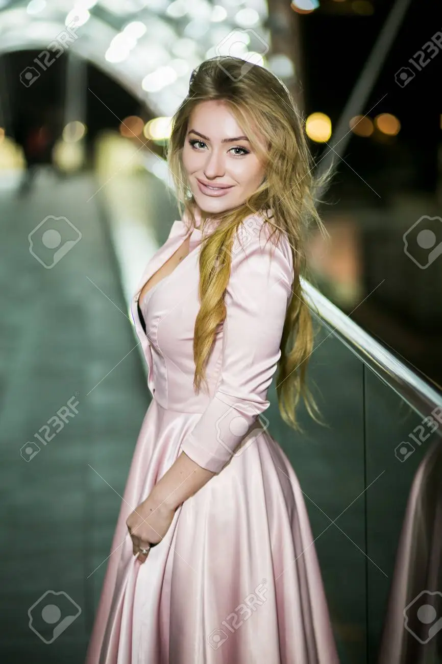 blonds boobs