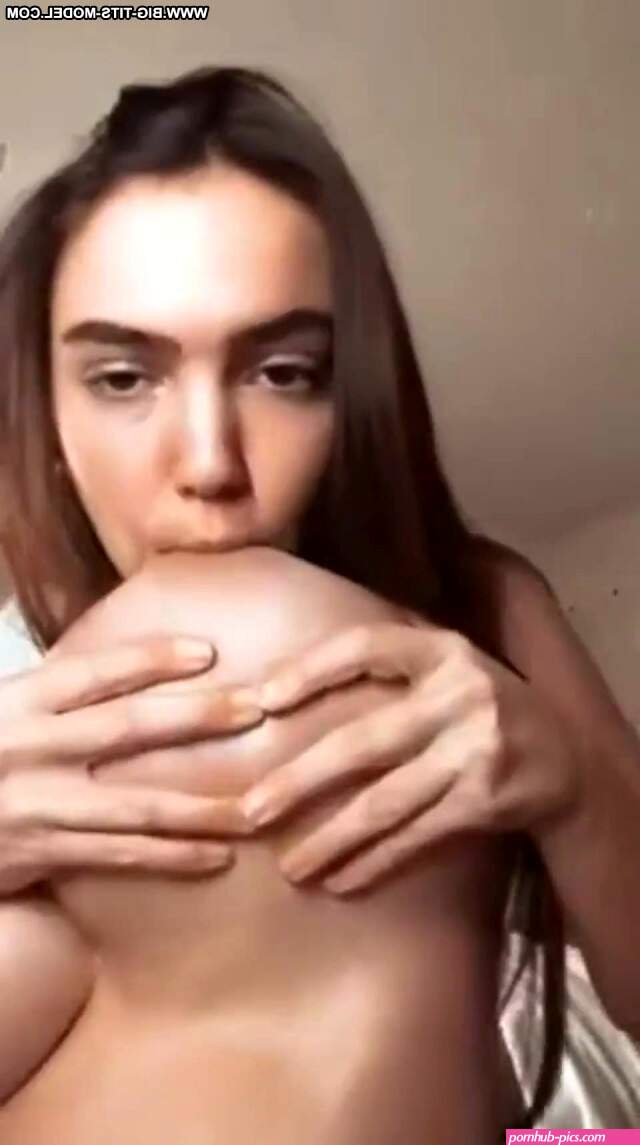 big tits onlyfans leaked
