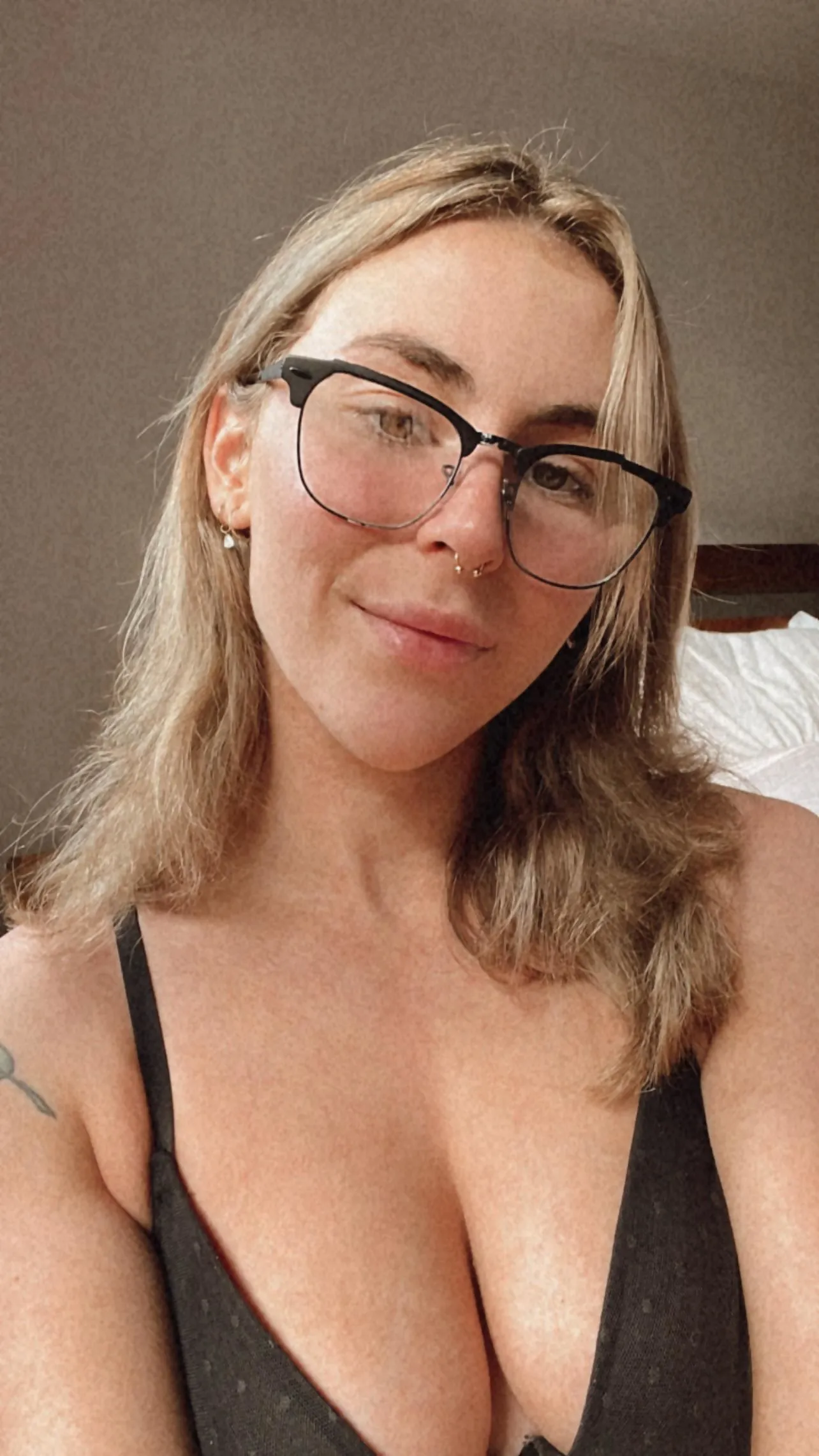 maggie fox nude