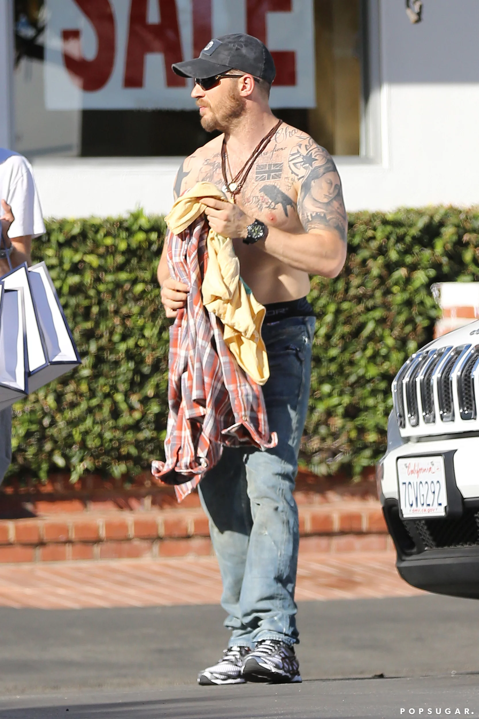 tom hardy shirtless