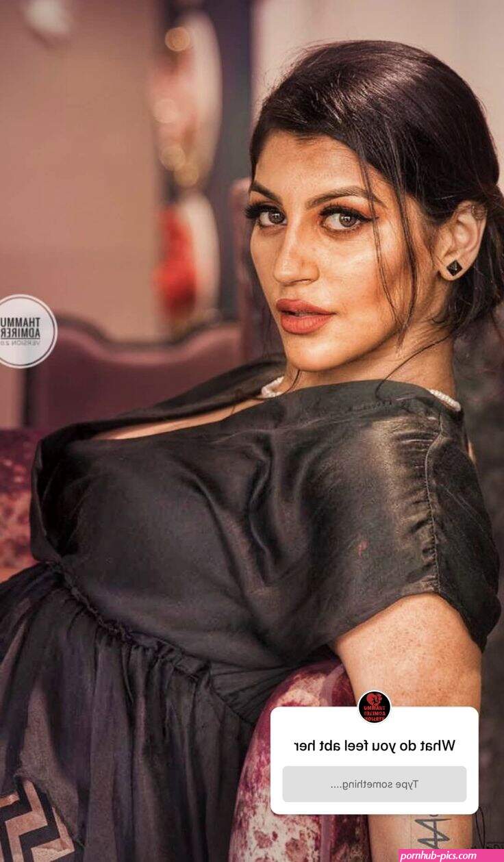 big boobs heroine photos