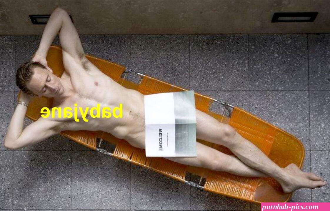tom hiddlestone nude