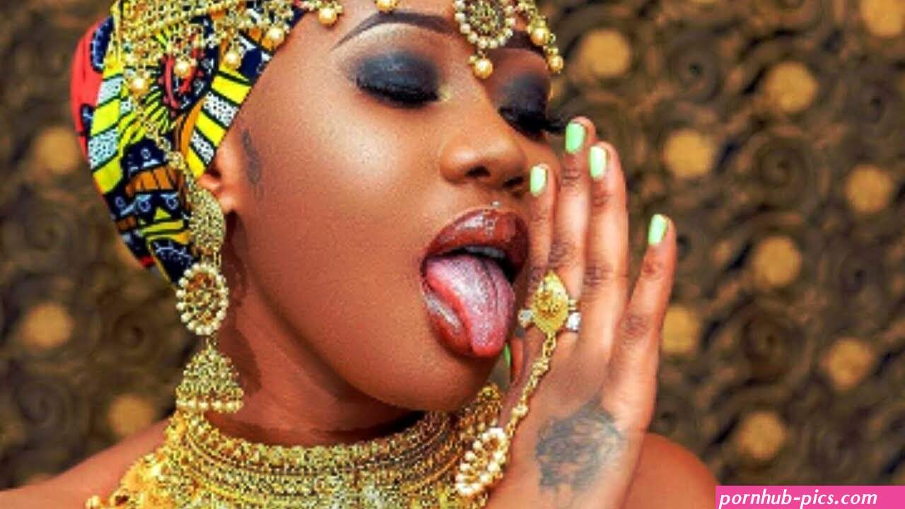 jinsi yakumtomba mwanamke mwoga