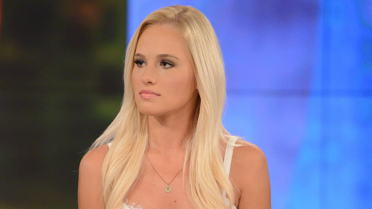 tommi lahren bikini