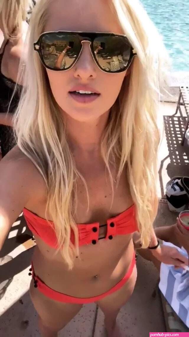 tommi lahren bikini