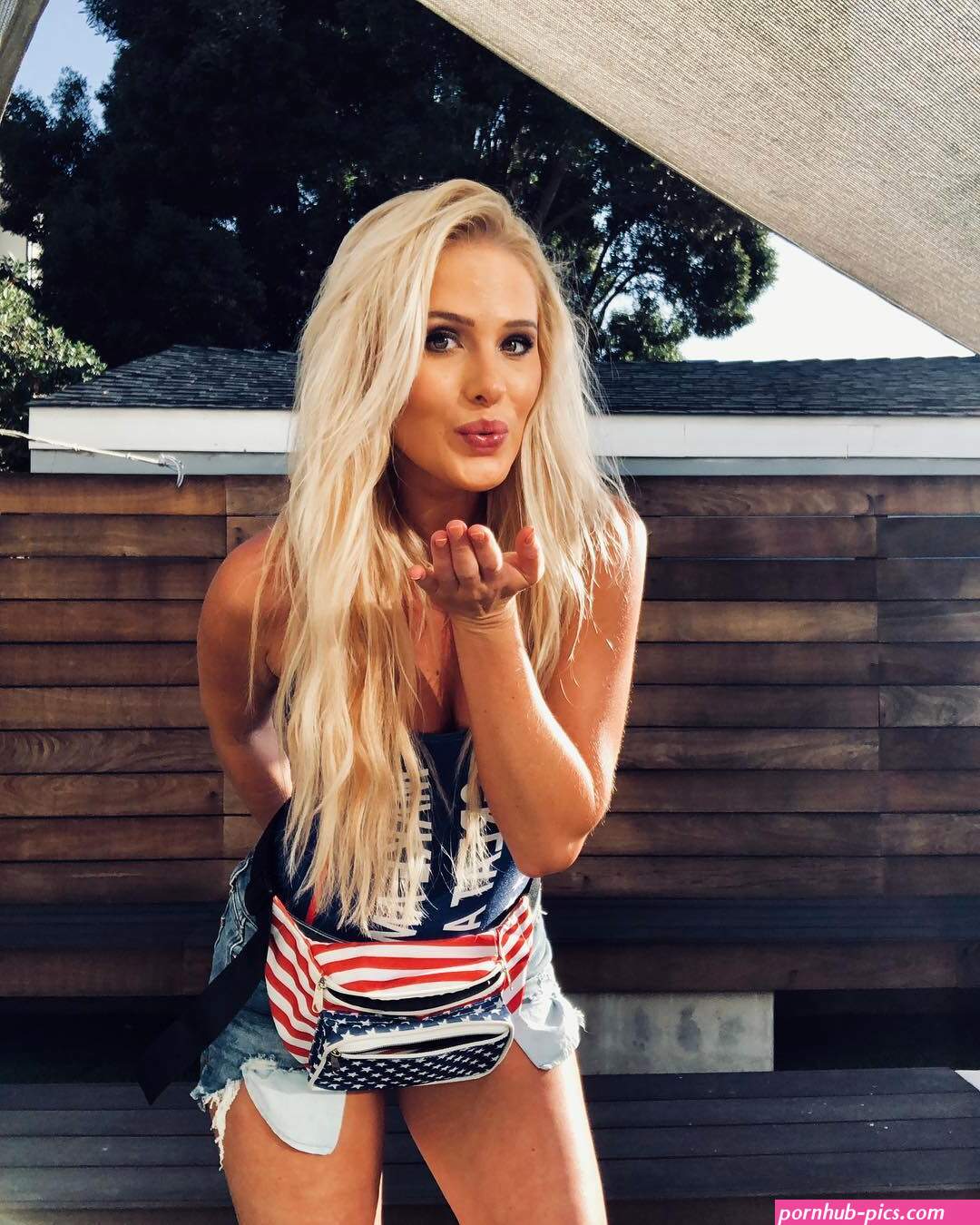 tommi lahren bikini