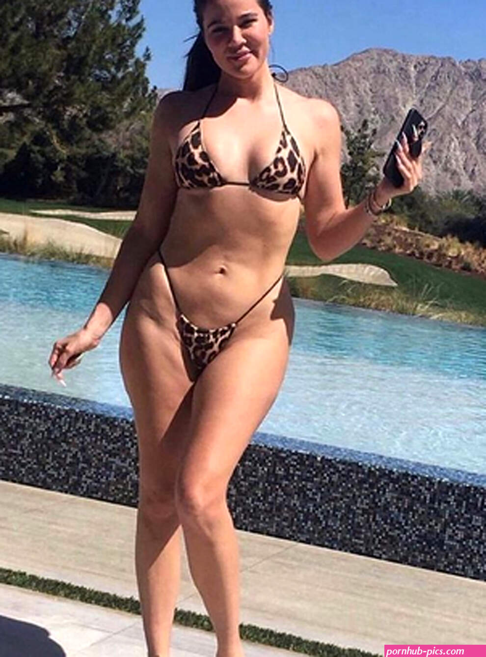 khloe kardashian nude