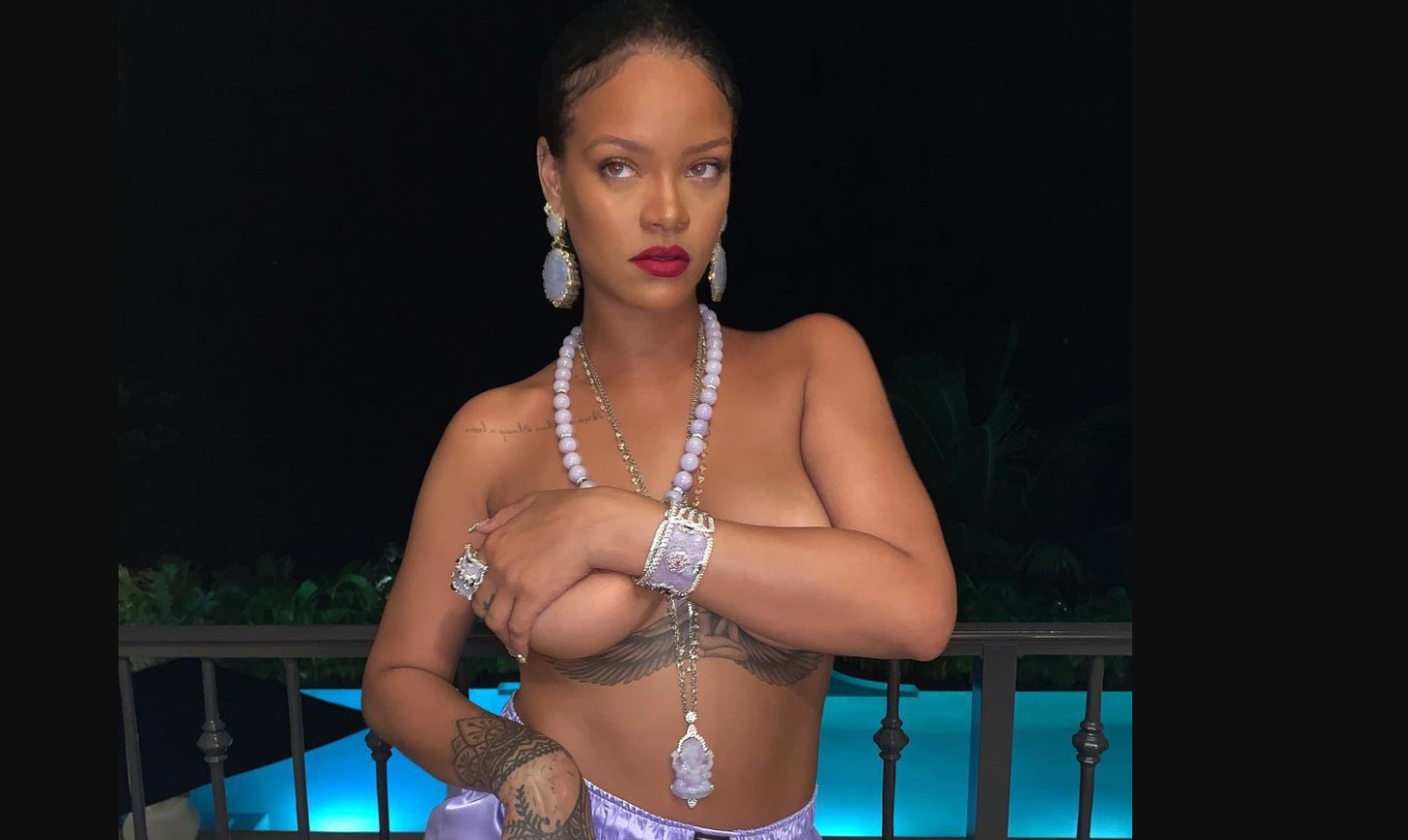 rihanna naked