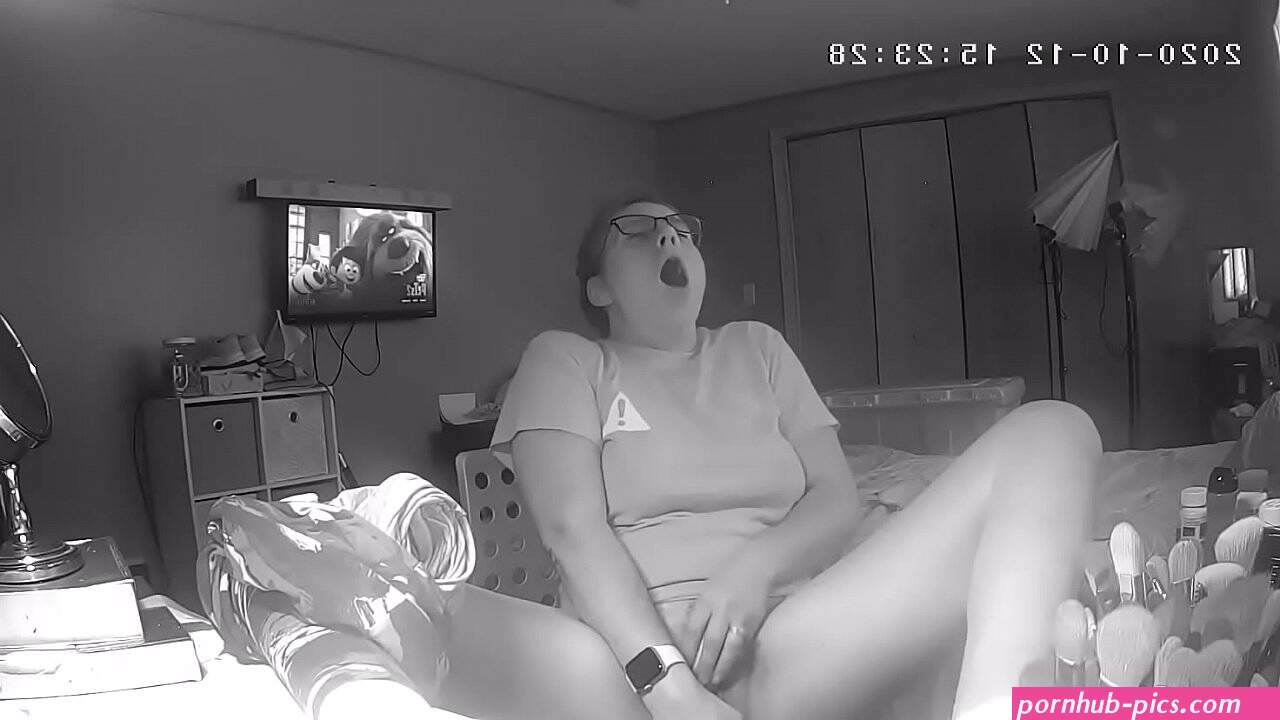 hidden masturbation camera