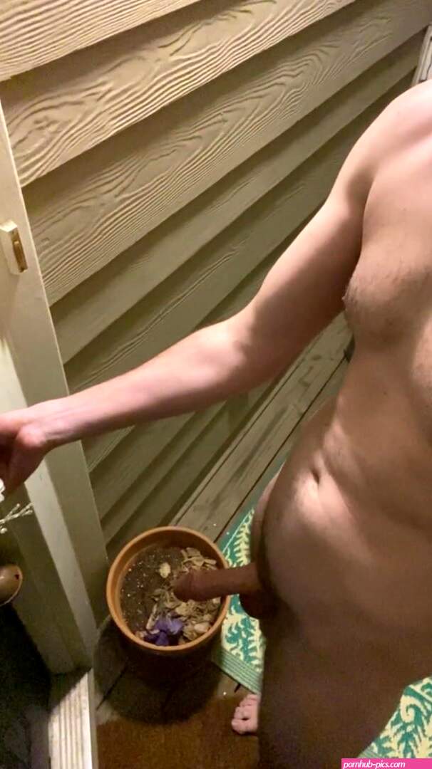 dared to be nude