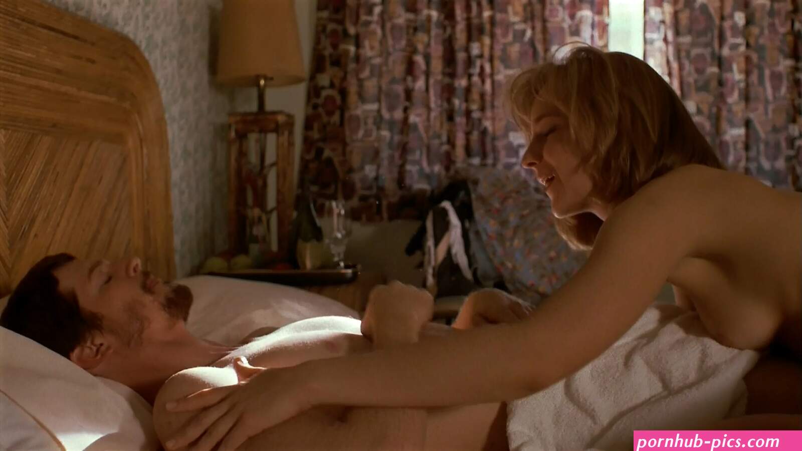 ellen hunt nude