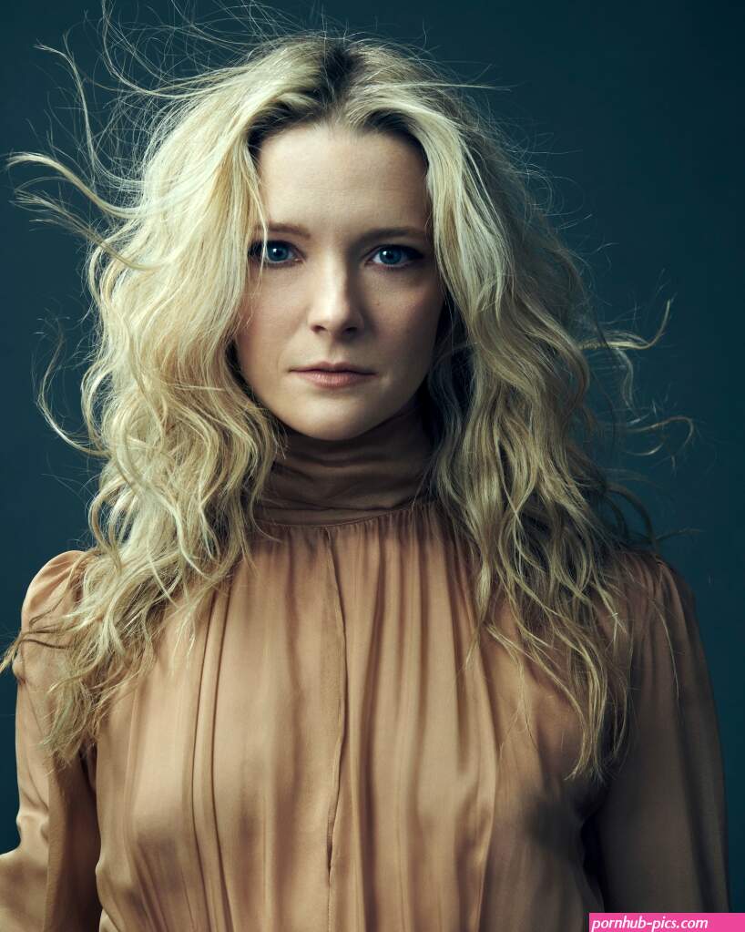 morfydd clark hot