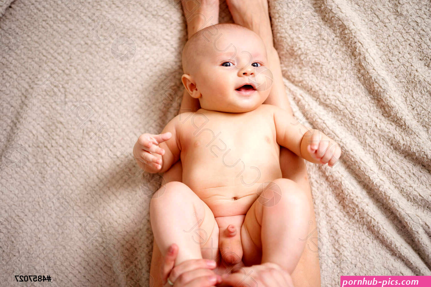 naked babay