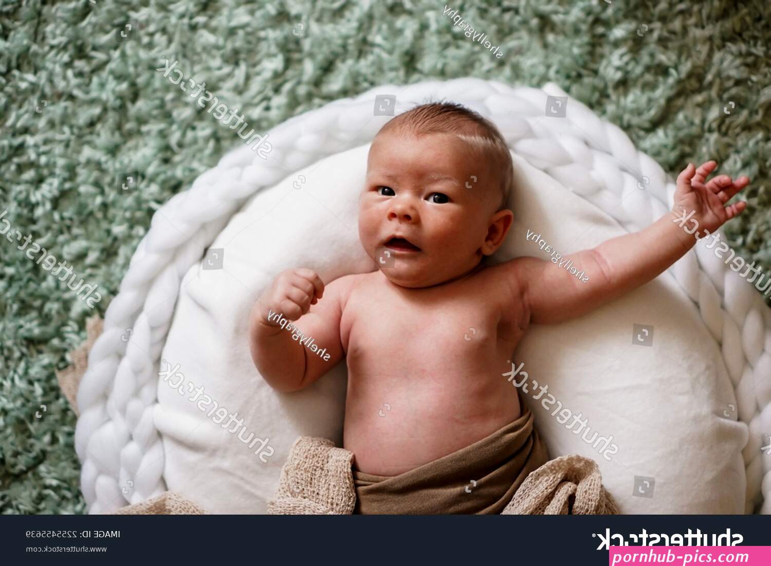 naked babay