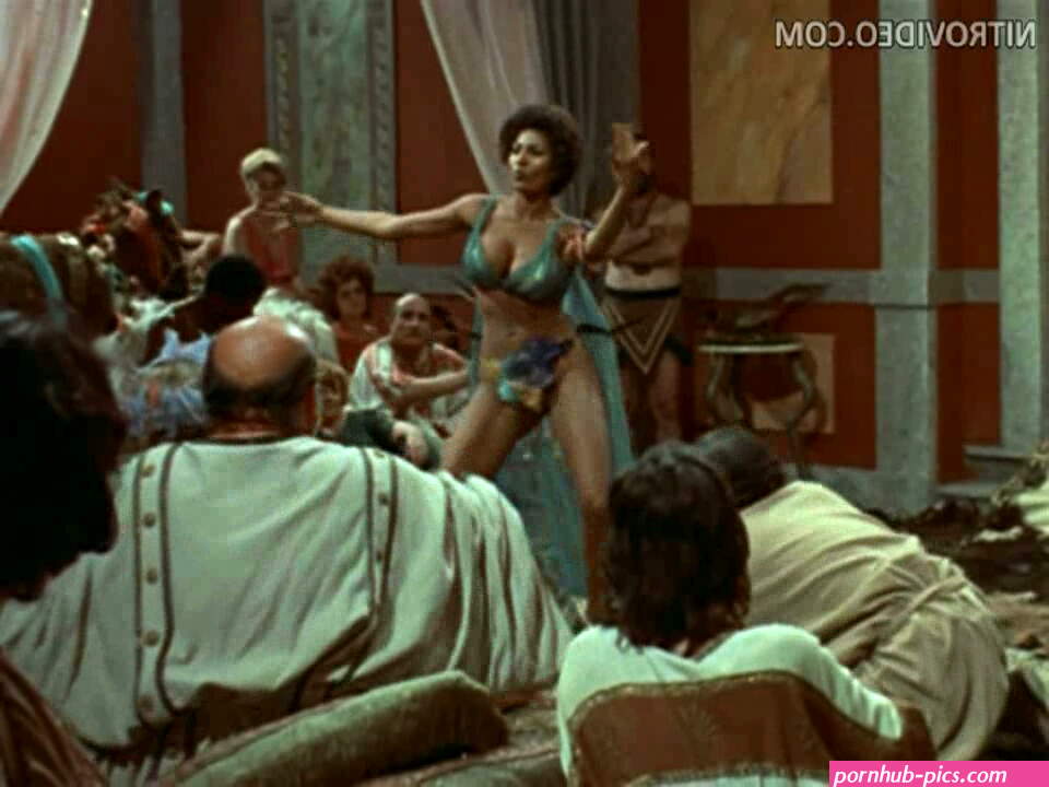pam grier naked