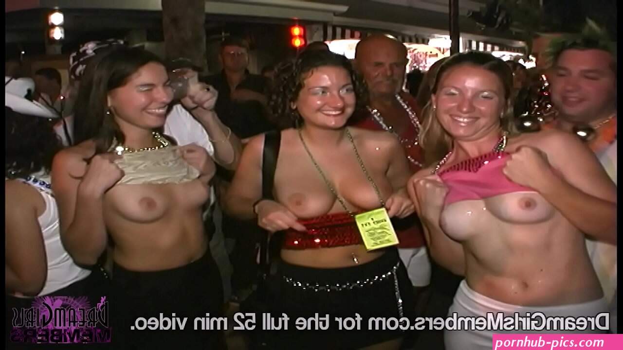 pics of naked wives