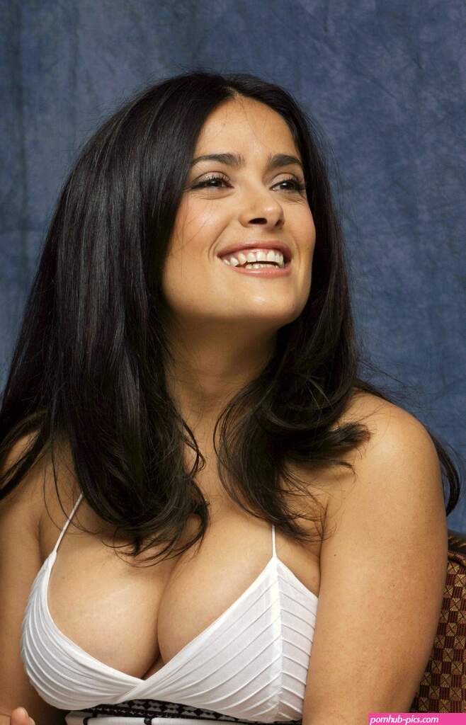 salma hayek nip slip