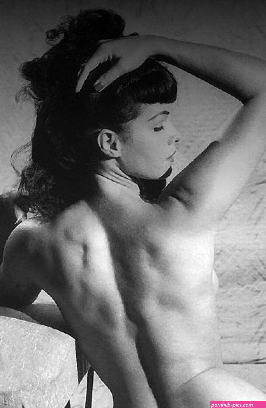 bettiepage nude