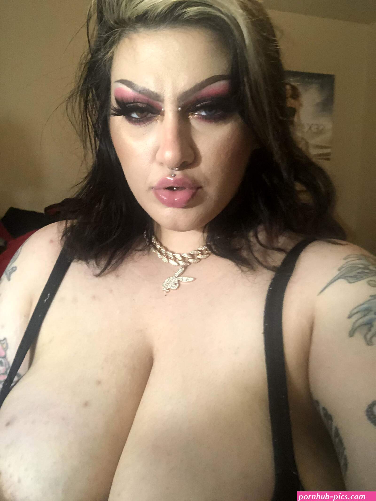 big titted goth gf