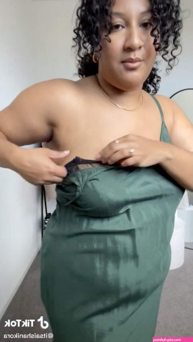 bigboobs stepmom