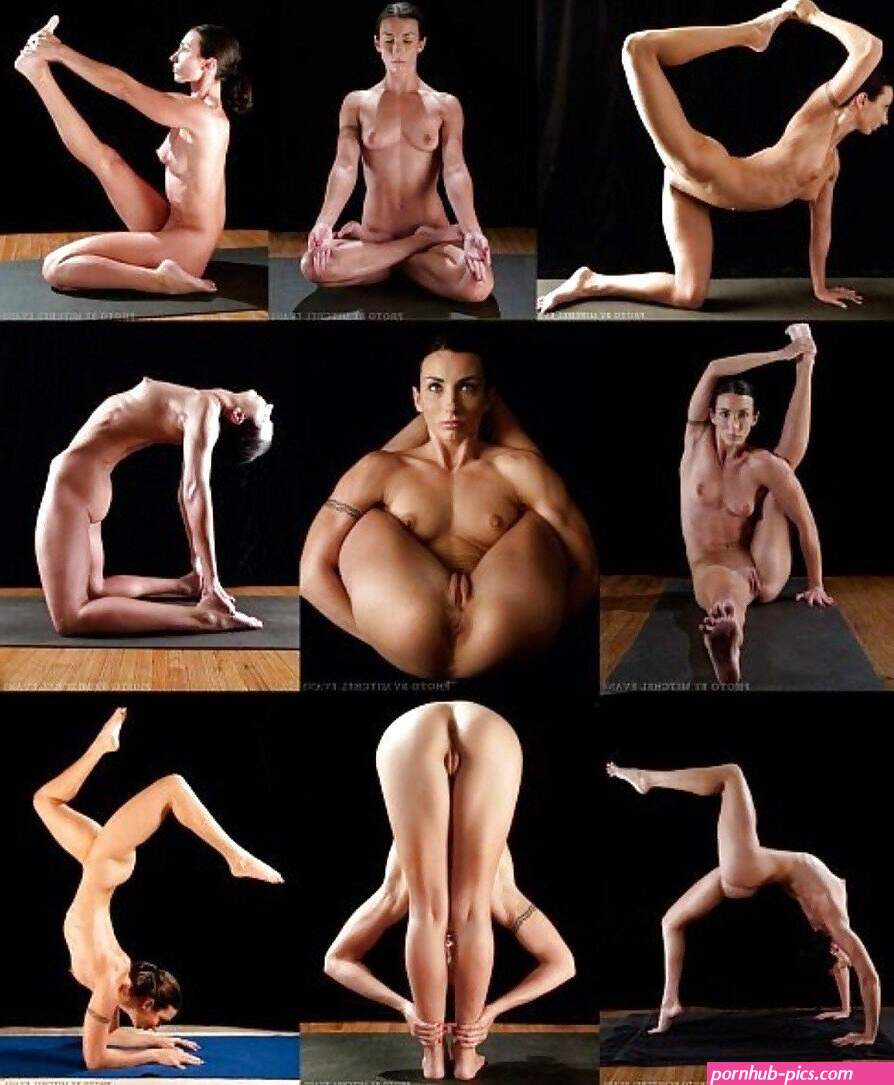 women who pose nude