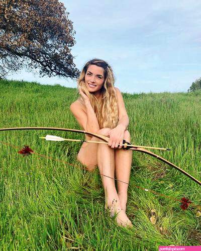 Local woman stars in her third 'Naked & Afraid' TV episode | News for  Fenton, Linden, Holly MI | tctimes.com