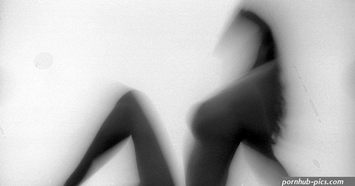 NSFW! 12 Music Videos Featuring Nudity | I Like Your Old Stuff | Iconic Music Artists & Albums | Reviews, Tours & Comps