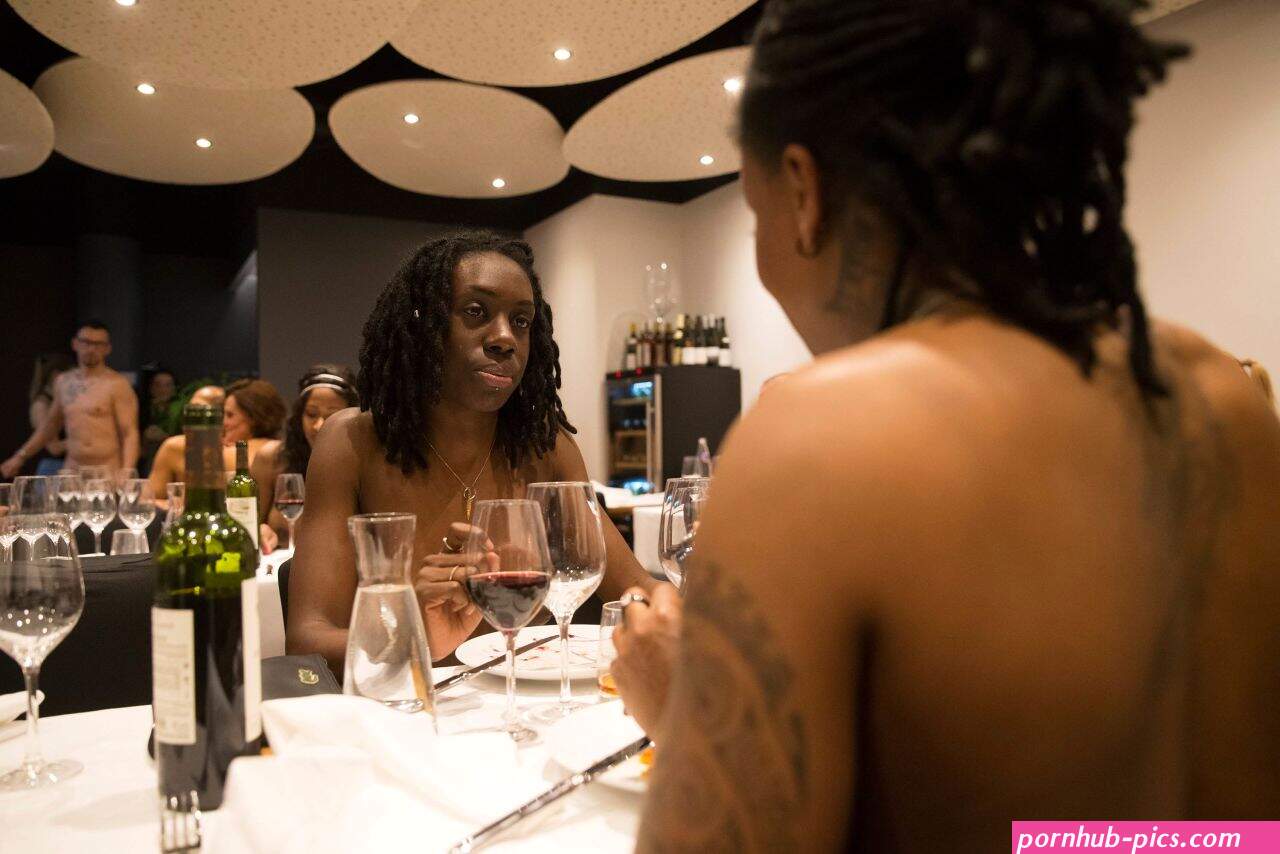 O'Naturel, Paris' first naked restaurant, to close | CNN